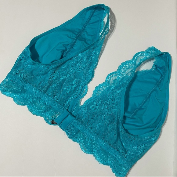 Ambrielle lace bralette - Picture 3 of 5